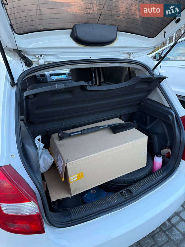 Фото Skoda Fabia з оголошення AUTO.RIA