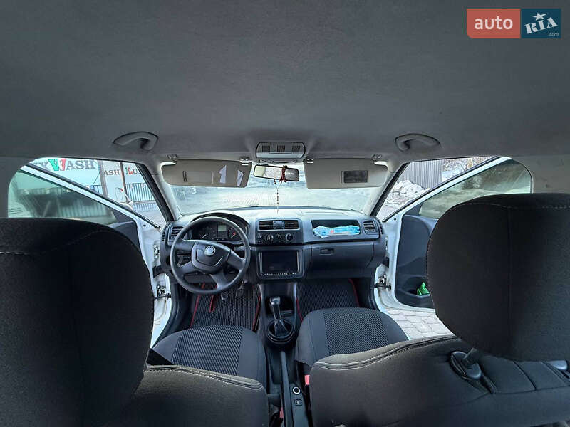 Фото Skoda Fabia з оголошення AUTO.RIA