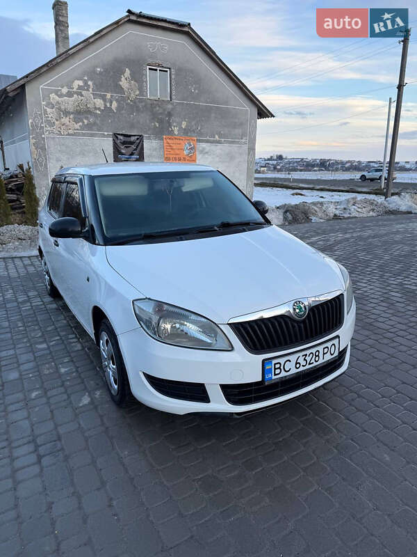 Фото Skoda Fabia з оголошення AUTO.RIA