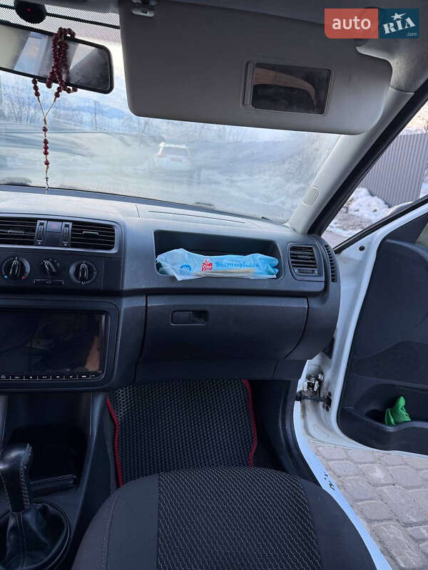 Фото Skoda Fabia з оголошення AUTO.RIA