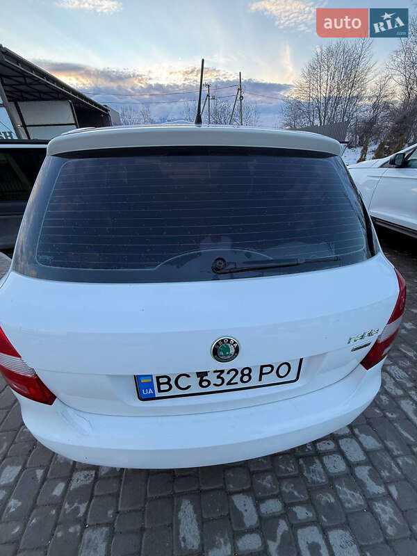 Фото Skoda Fabia з оголошення AUTO.RIA