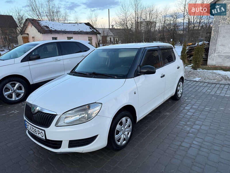 Фото Skoda Fabia з оголошення AUTO.RIA