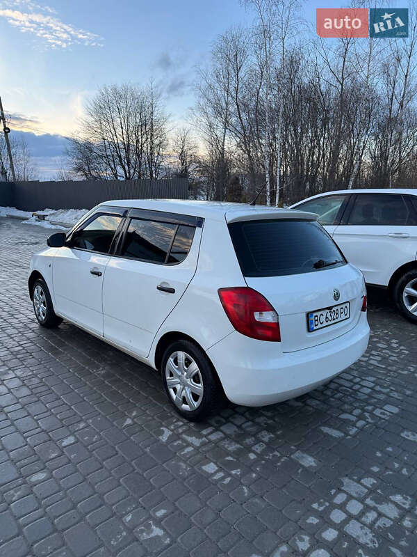 Фото Skoda Fabia з оголошення AUTO.RIA