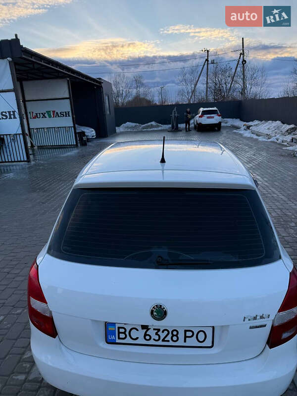 Фото Skoda Fabia з оголошення AUTO.RIA