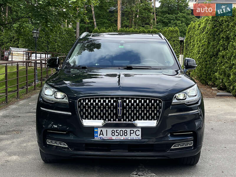 Фото Lincoln Aviator з оголошення AUTO.RIA