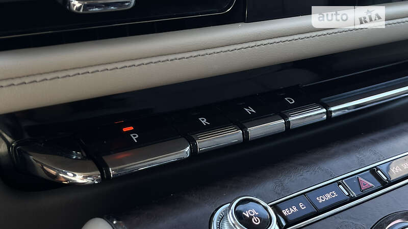 Фото Lincoln Aviator з оголошення AUTO.RIA
