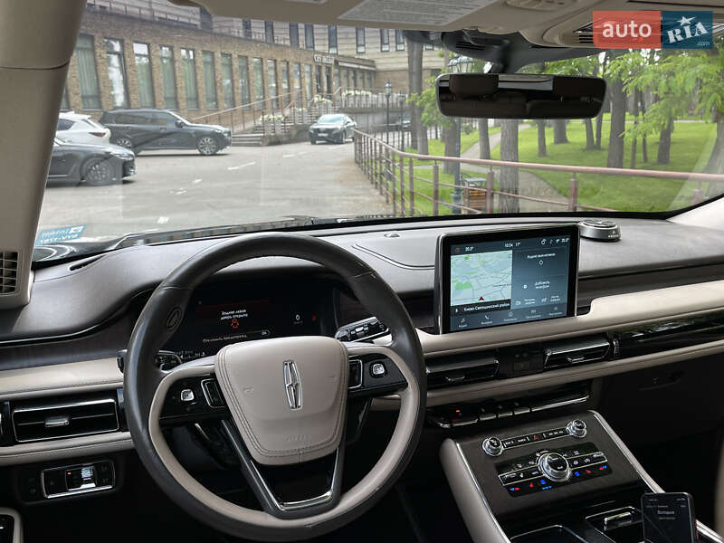 Фото Lincoln Aviator з оголошення AUTO.RIA