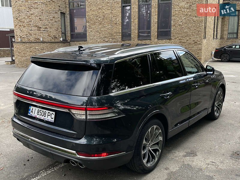 Фото Lincoln Aviator з оголошення AUTO.RIA