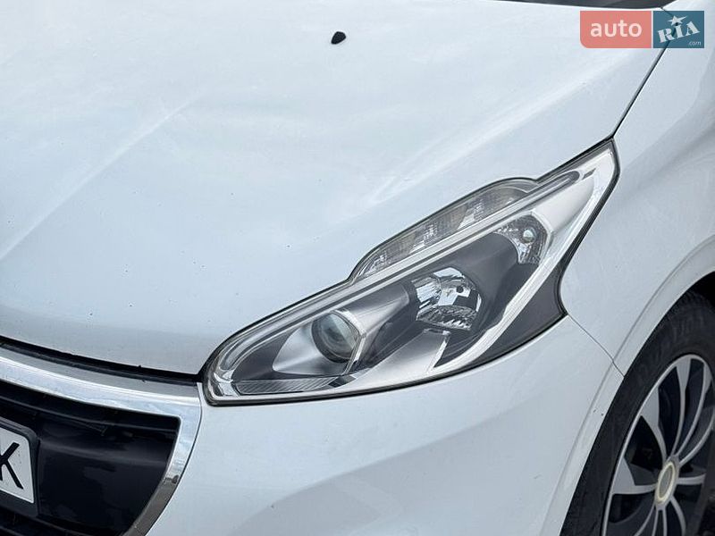 Фото Peugeot 208 з оголошення AUTO.RIA