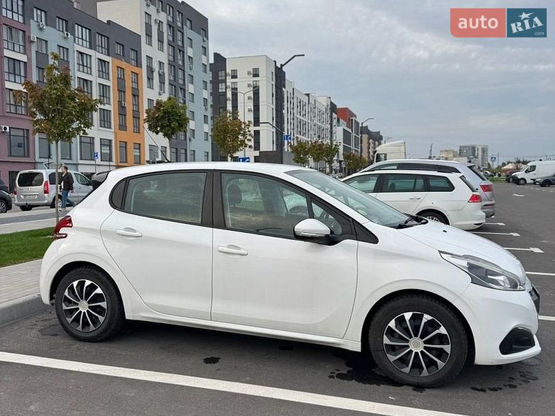 Фото Peugeot 208 з оголошення AUTO.RIA