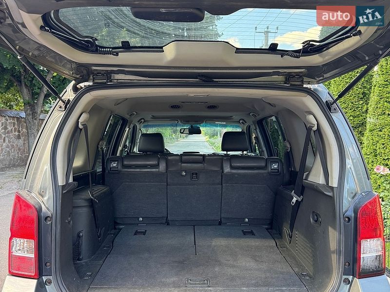 Фото Nissan Pathfinder з оголошення AUTO.RIA