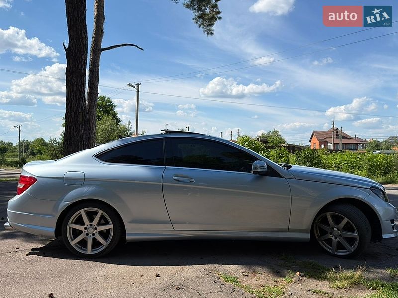 Фото Mercedes-Benz C-Class з оголошення AUTO.RIA
