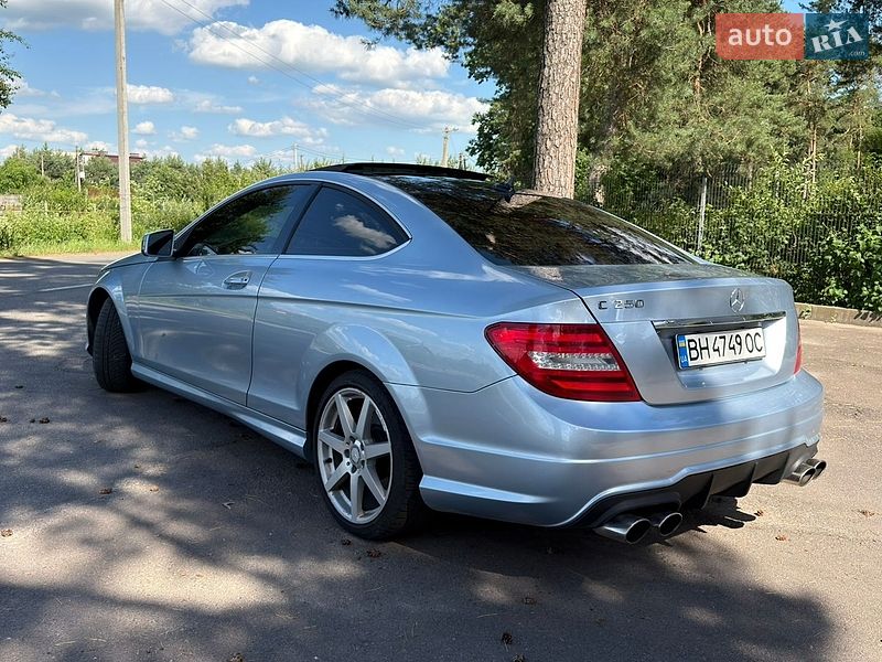 Фото Mercedes-Benz C-Class з оголошення AUTO.RIA
