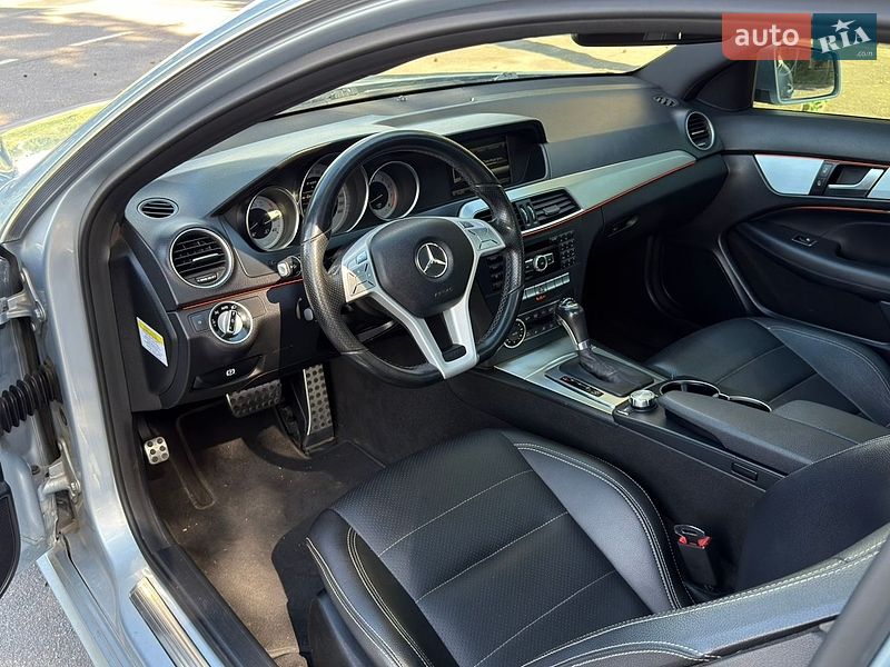 Фото Mercedes-Benz C-Class з оголошення AUTO.RIA