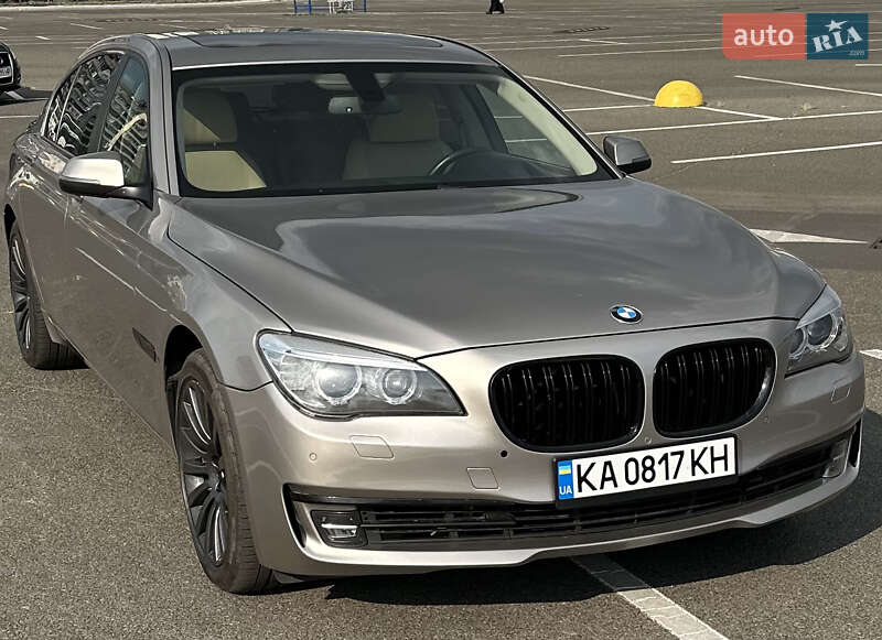 Фото BMW 7 Series з оголошення AUTO.RIA