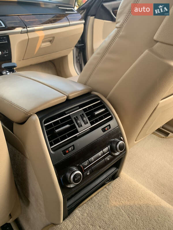 Фото BMW 7 Series з оголошення AUTO.RIA