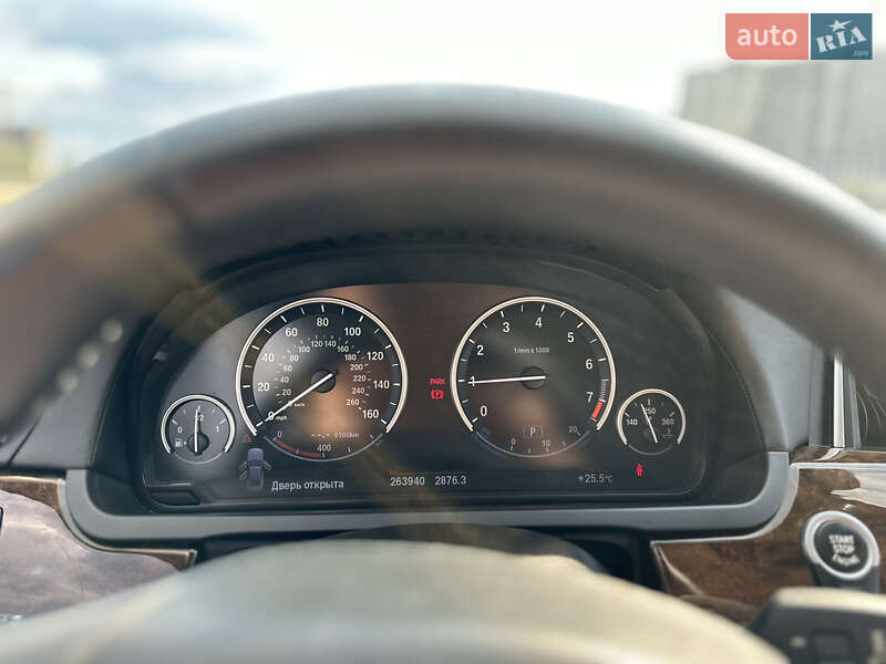 Фото BMW 7 Series з оголошення AUTO.RIA