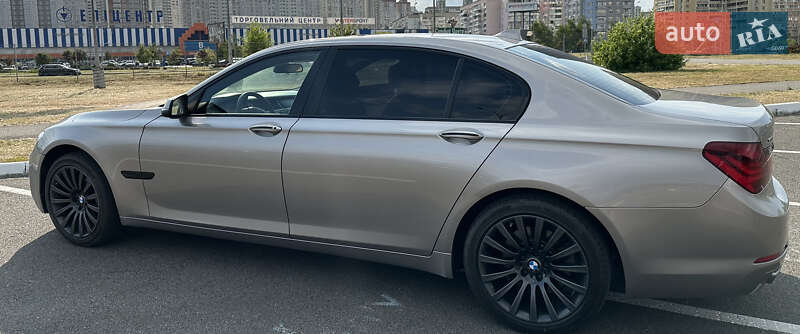 Фото BMW 7 Series з оголошення AUTO.RIA