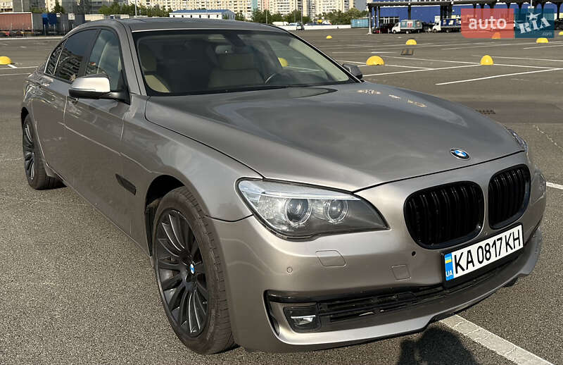 Фото BMW 7 Series з оголошення AUTO.RIA