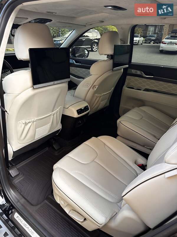 Фото Hyundai Palisade з оголошення AUTO.RIA