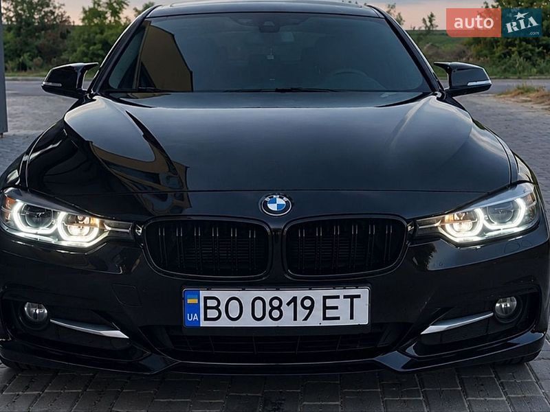 Фото BMW 3 Series з оголошення AUTO.RIA