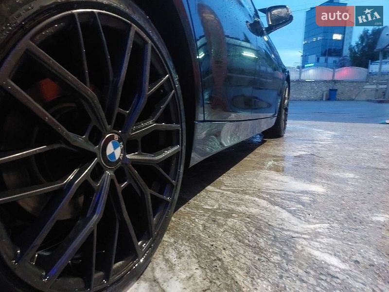 Фото BMW 3 Series з оголошення AUTO.RIA