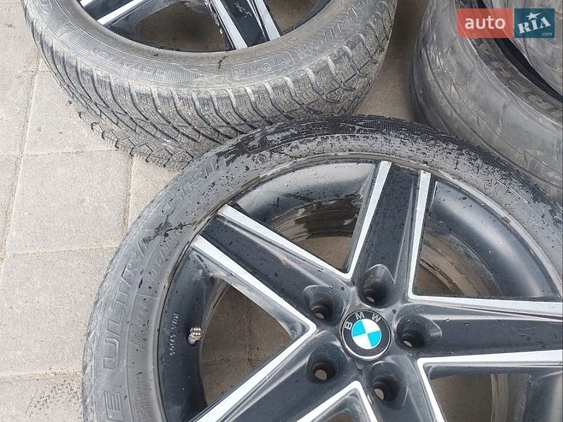 Фото BMW 3 Series з оголошення AUTO.RIA