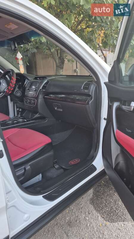 Фото Kia Sorento з оголошення AUTO.RIA