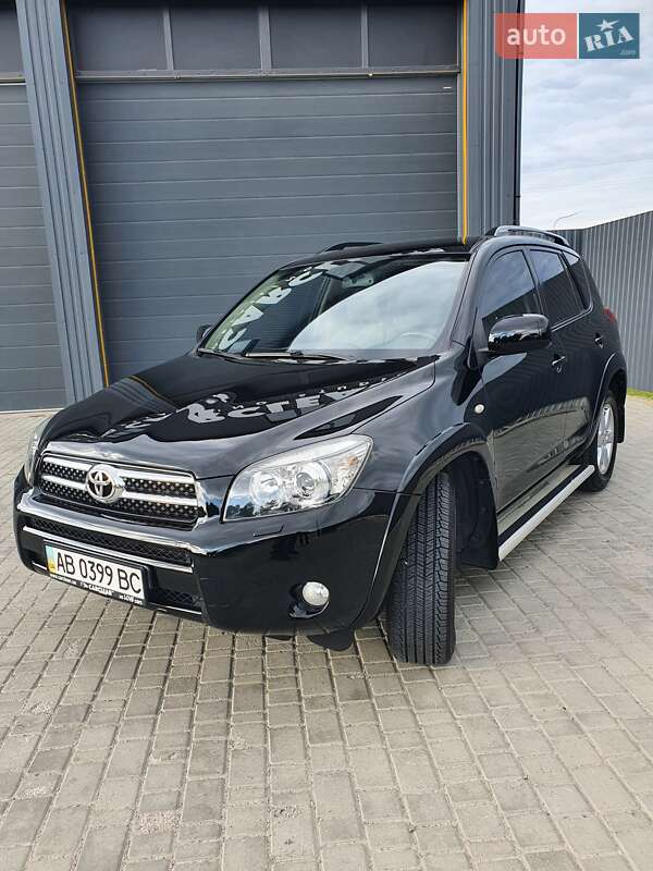Фото Toyota RAV4 з оголошення AUTO.RIA