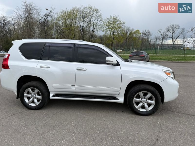 Фото Lexus GX з оголошення AUTO.RIA