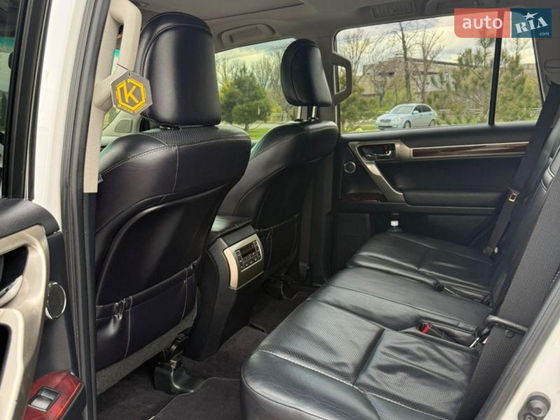 Фото Lexus GX з оголошення AUTO.RIA