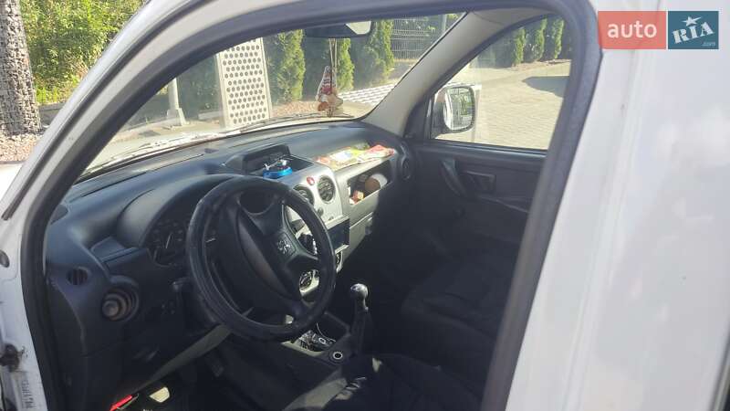 Фото Peugeot Partner з оголошення AUTO.RIA