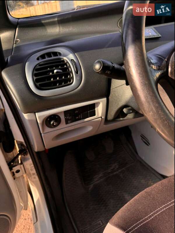 Фото Citroen Xsara Picasso з оголошення AUTO.RIA