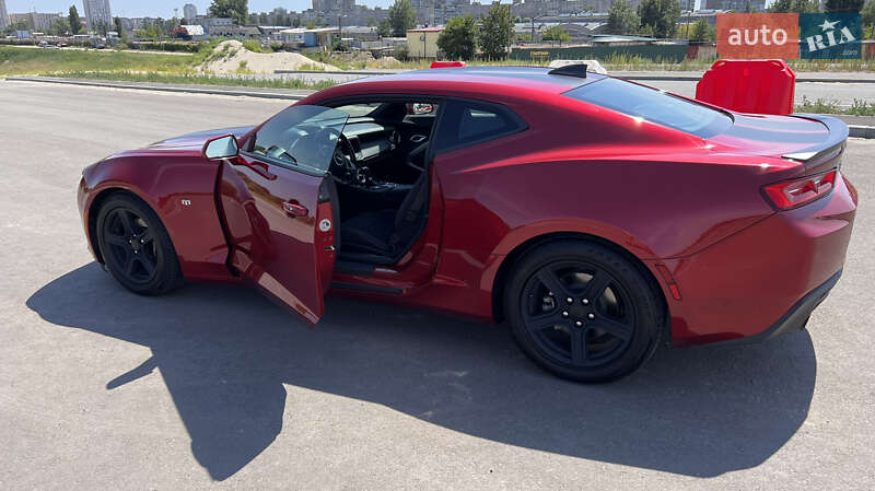 Фото Chevrolet Camaro з оголошення AUTO.RIA
