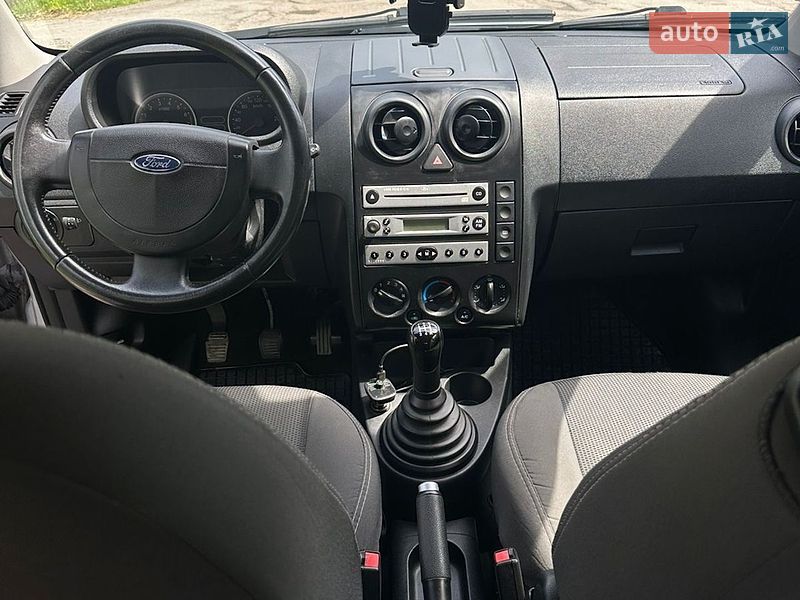 Фото Ford Fusion з оголошення AUTO.RIA