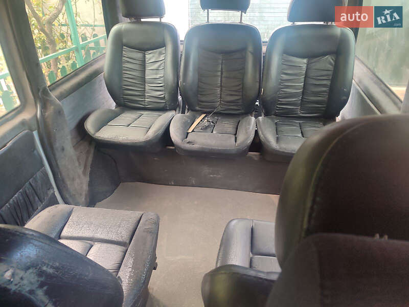 Фото Mercedes-Benz Vito з оголошення AUTO.RIA