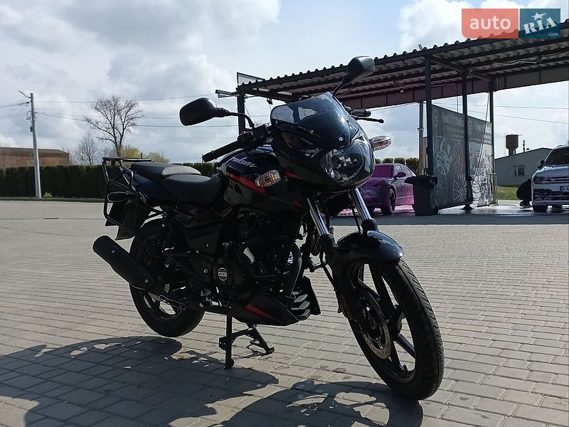 Фото Bajaj Pulsar з оголошення AUTO.RIA
