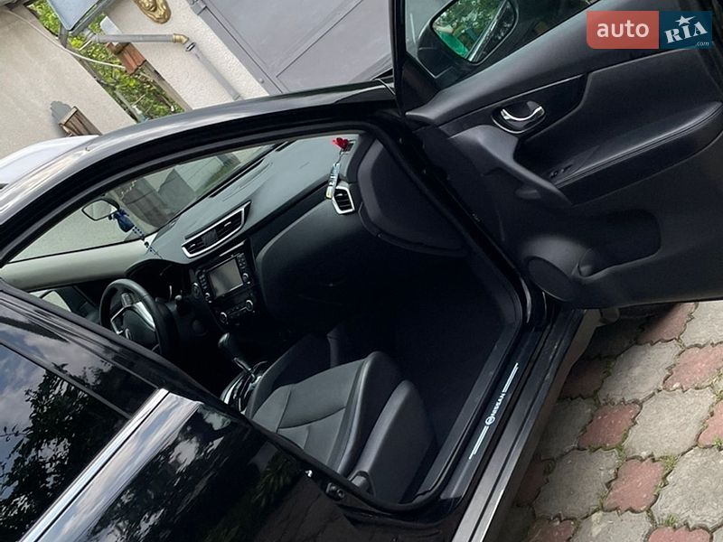 Фото Nissan Rogue з оголошення AUTO.RIA