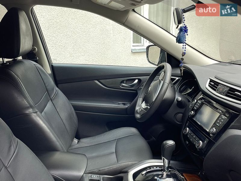 Фото Nissan Rogue з оголошення AUTO.RIA