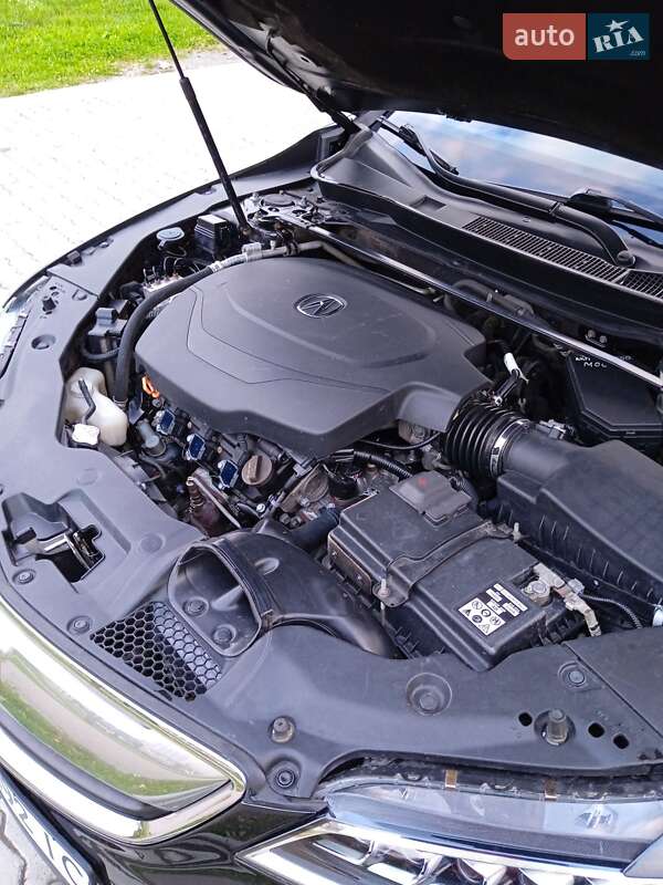 Фото Acura TLX з оголошення AUTO.RIA