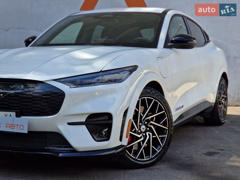 Фото Ford Mustang Mach-E з оголошення AUTO.RIA
