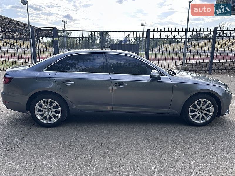 Фото Audi A4 з оголошення AUTO.RIA
