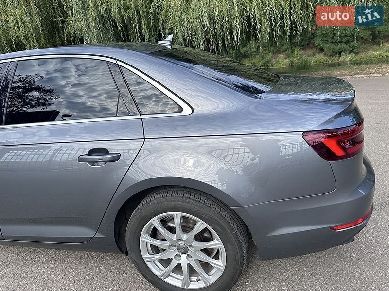 Фото Audi A4 з оголошення AUTO.RIA