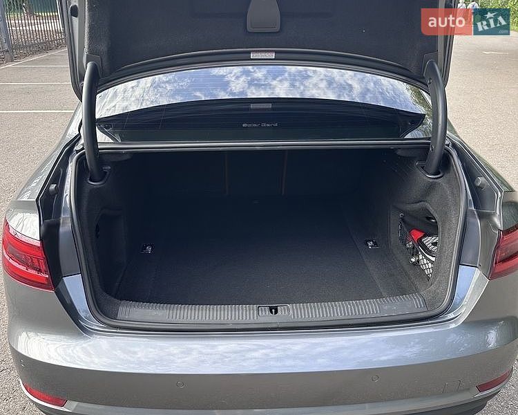 Фото Audi A4 з оголошення AUTO.RIA