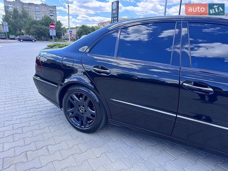 Фото Mercedes-Benz E-Class з оголошення AUTO.RIA