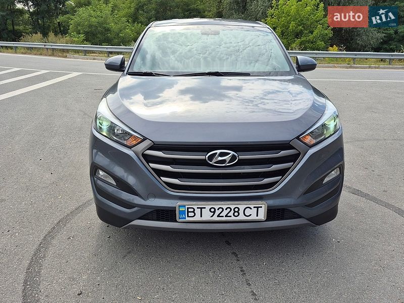 Фото Hyundai Tucson з оголошення AUTO.RIA