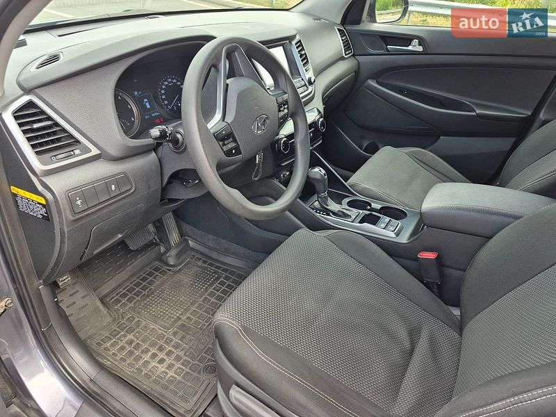Фото Hyundai Tucson з оголошення AUTO.RIA