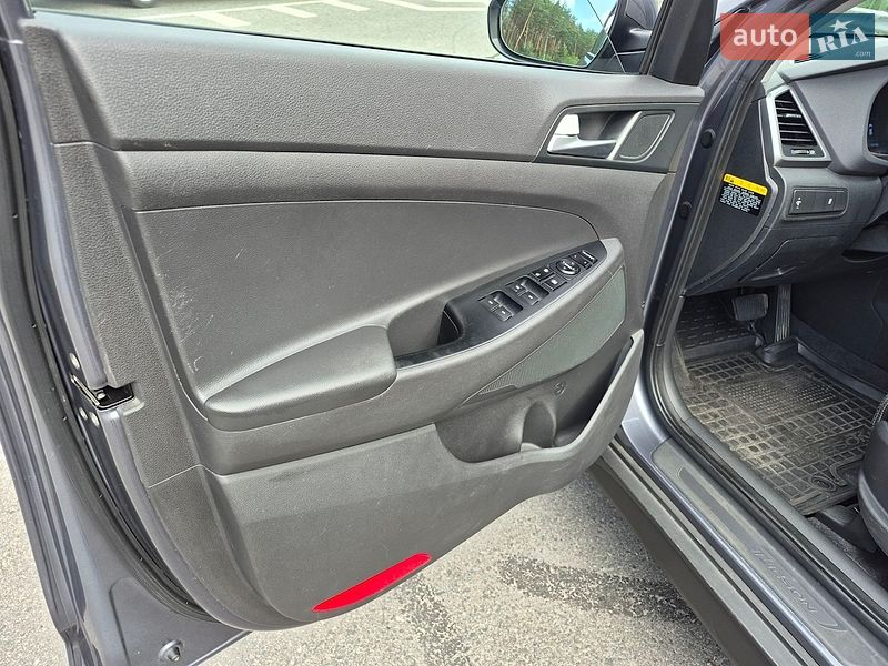 Фото Hyundai Tucson з оголошення AUTO.RIA