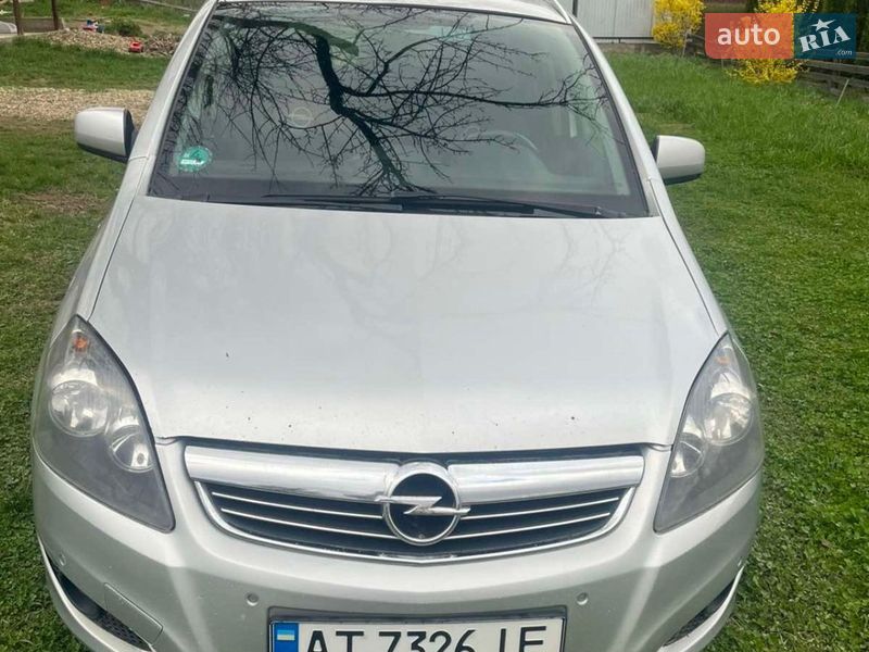 Фото Opel Zafira з оголошення AUTO.RIA