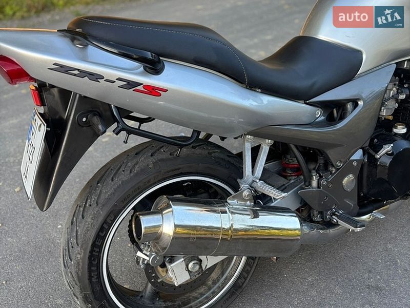 Фото Kawasaki ZR з оголошення AUTO.RIA
